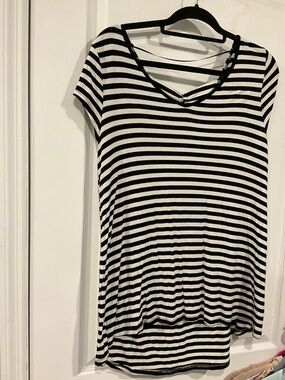Black and White Striped Women's V-Neck Tee